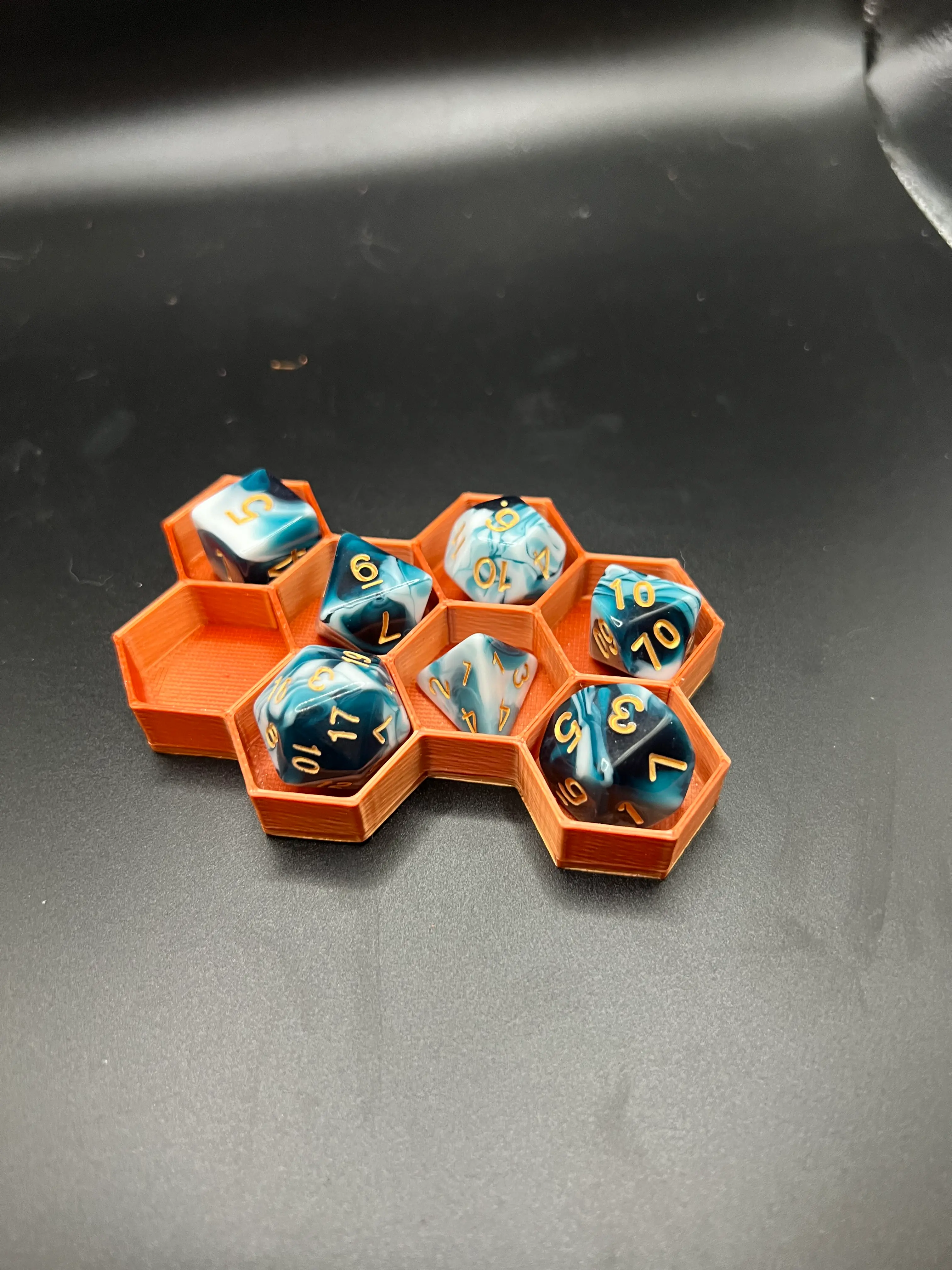 dice holder honey combs v1.stl 3d model