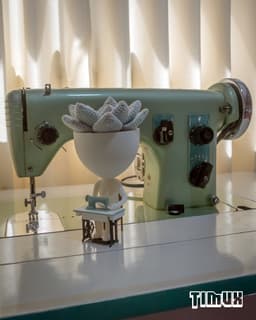 ROBERTA PLANT - SEWING MACHINE 3d model