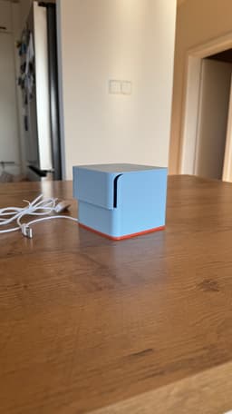 LumiBox – Hinged Cube Ambient Lamp 3d model