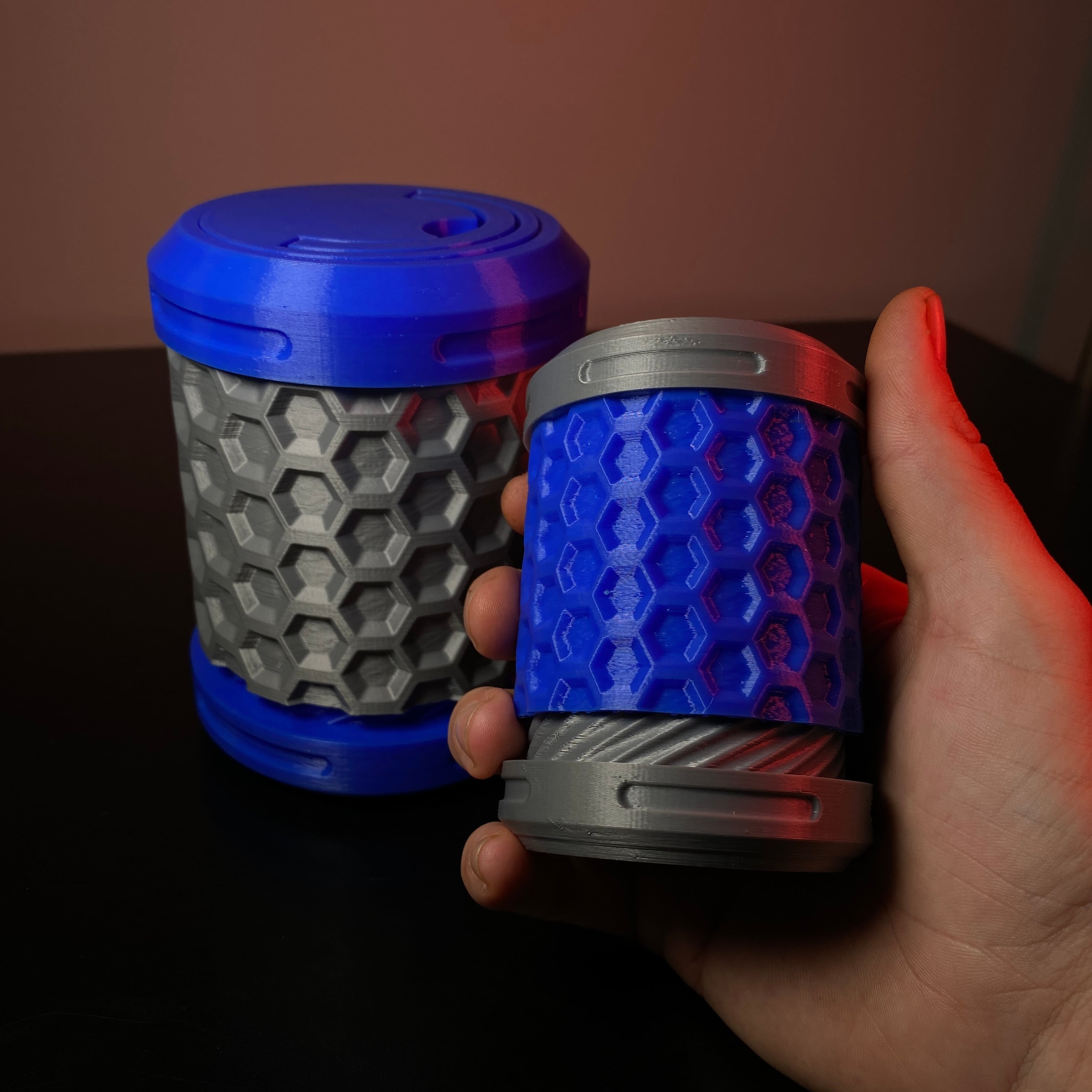 Locking Twist Capsule 3d model