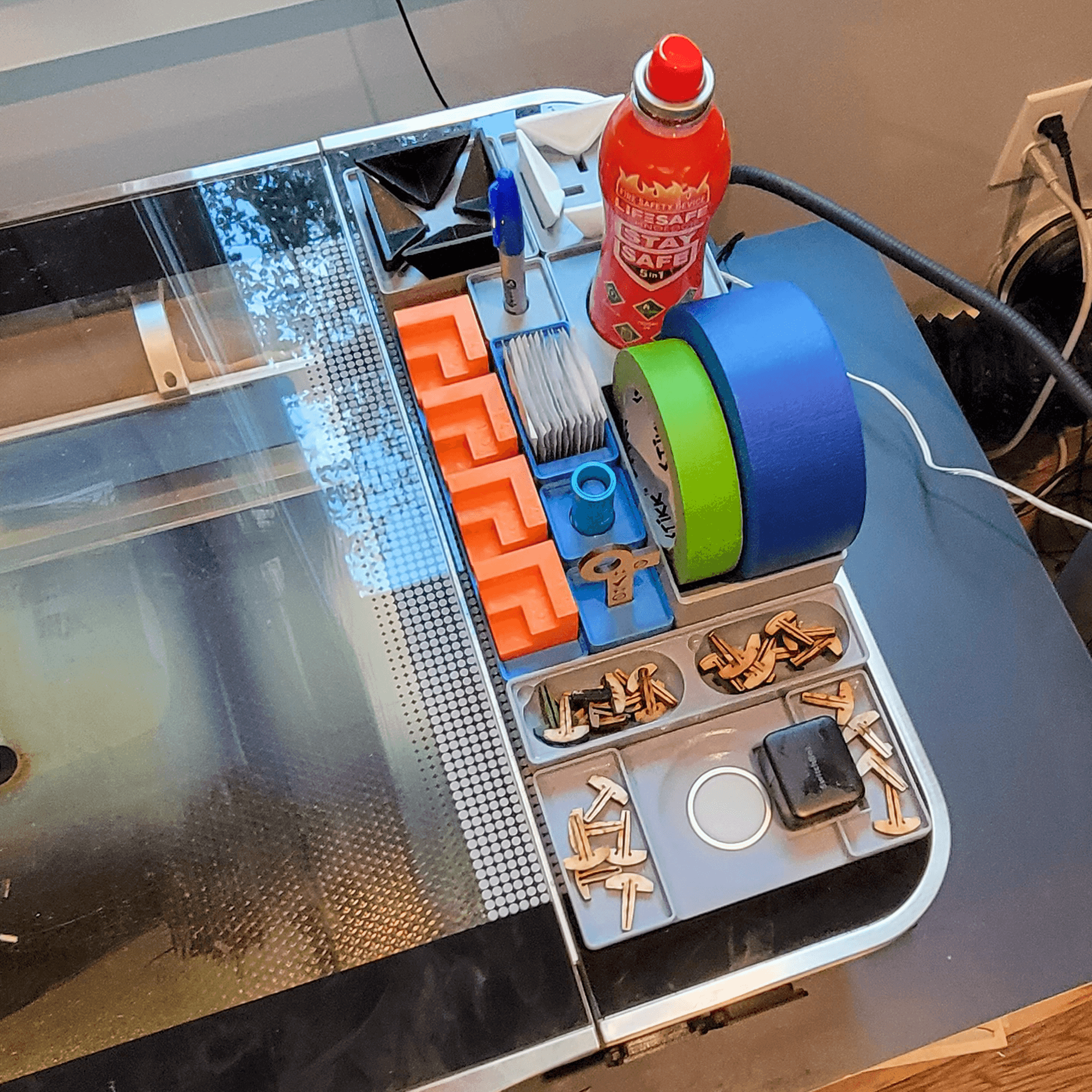 Glowforge Gridfinity Tool holders & Escutcheon 3d model