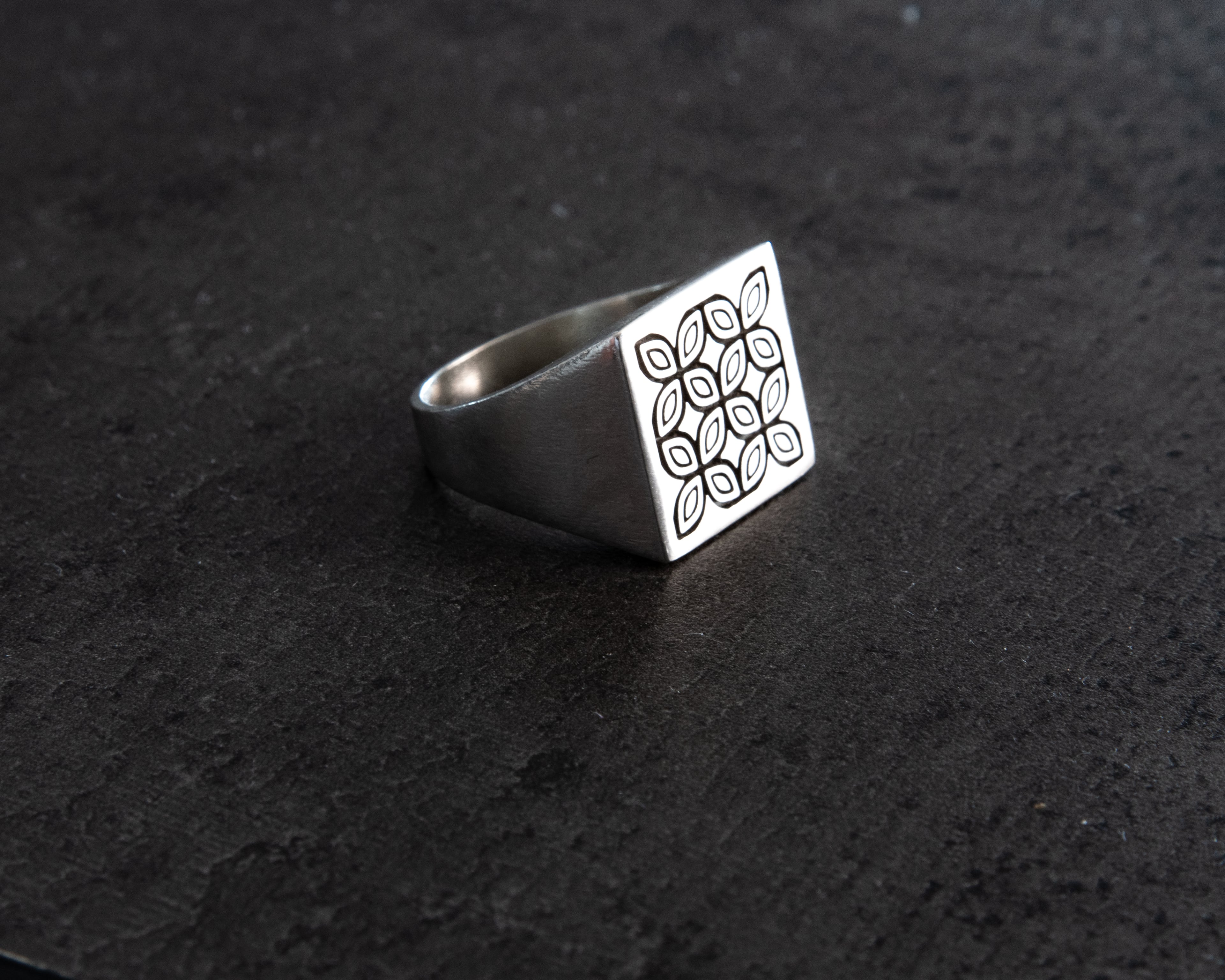 Kawung Square Signet Filigree Ring 3d model