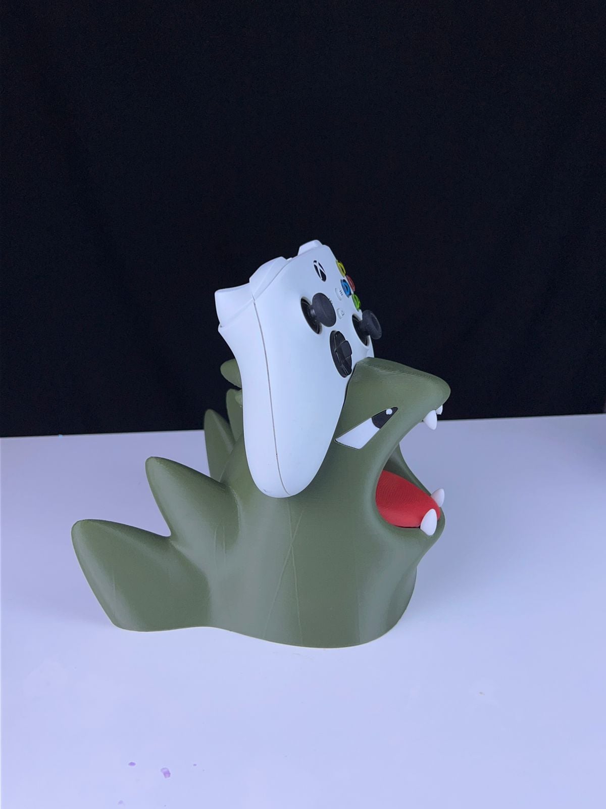Tyranitar Controller Holder - Multipart 3d model