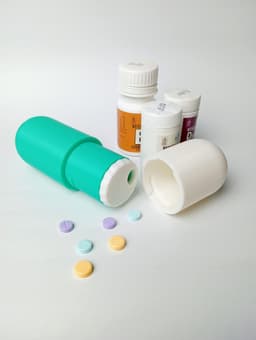 Capsule Shape Organizer 3d model