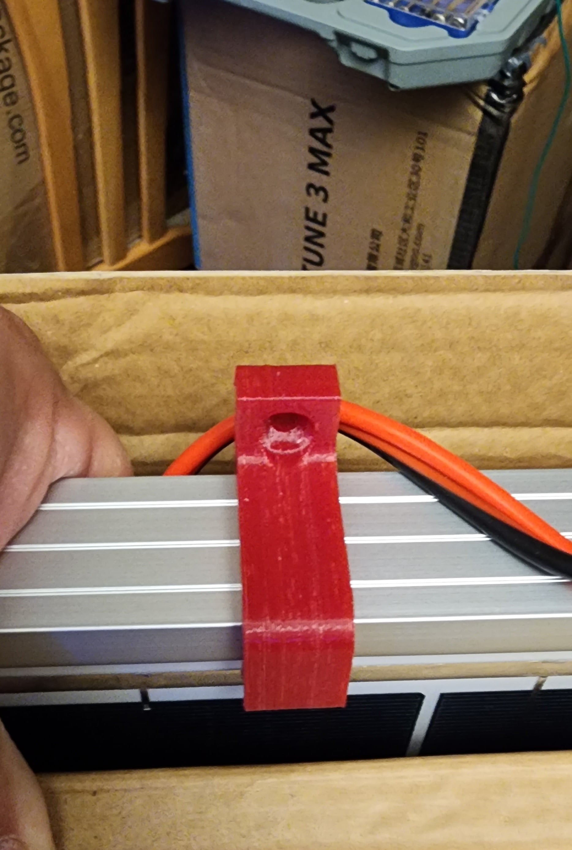 Thunderbolt Solar Panel Clip.stl 3d model