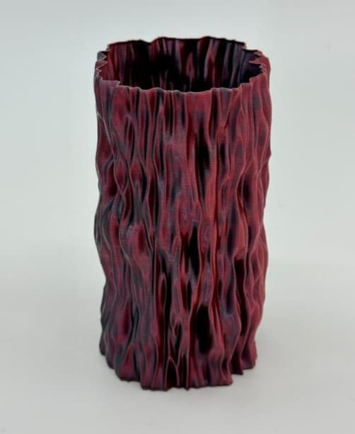 Wrinkled Vase by DaveMakesStuff
