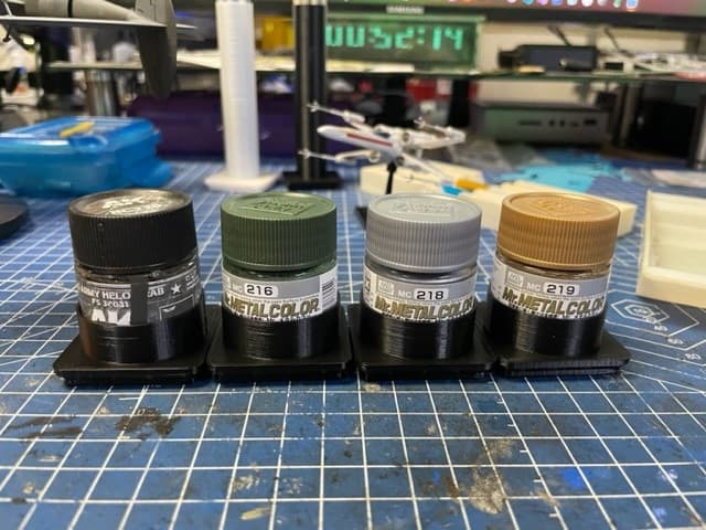 Gridfinity 35mm AK and Mr Hobby Small Jar 3d model