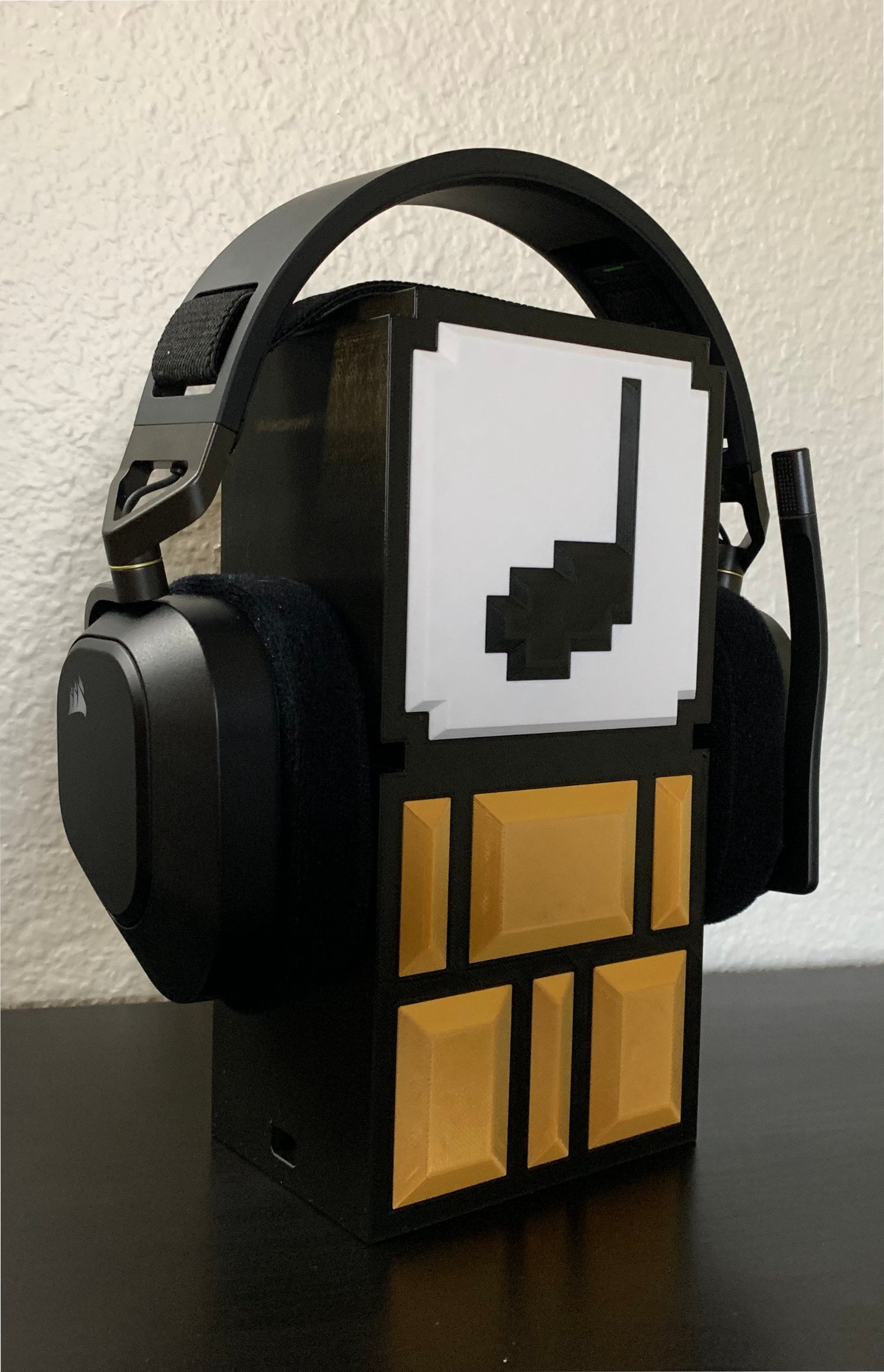 Mario 3 Headphone Holder 3d model