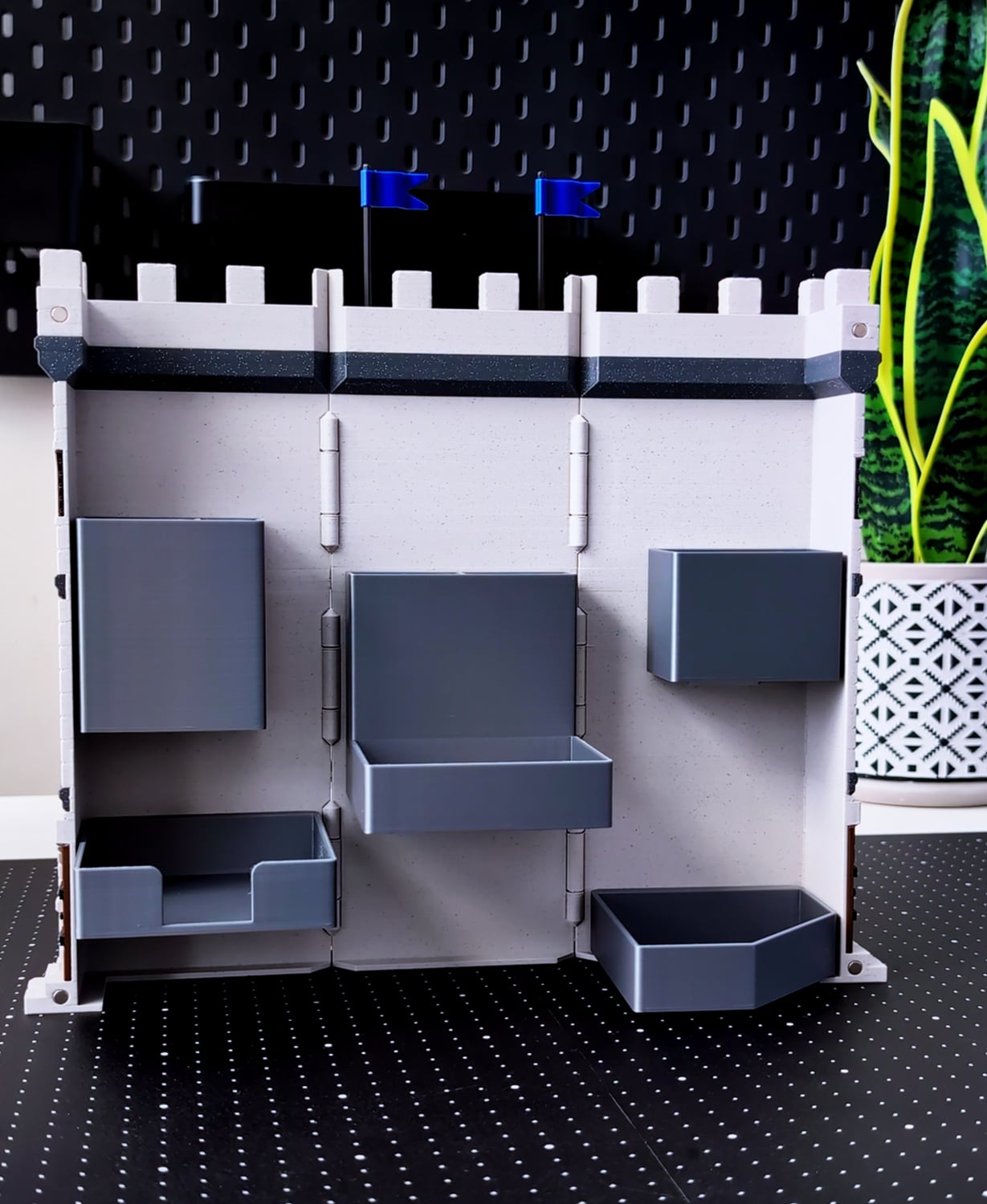 Castle Tower - Foldable Desk Organizer 3d model