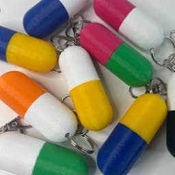 Medi-Mate (Pill Holder Keychain) 3d model