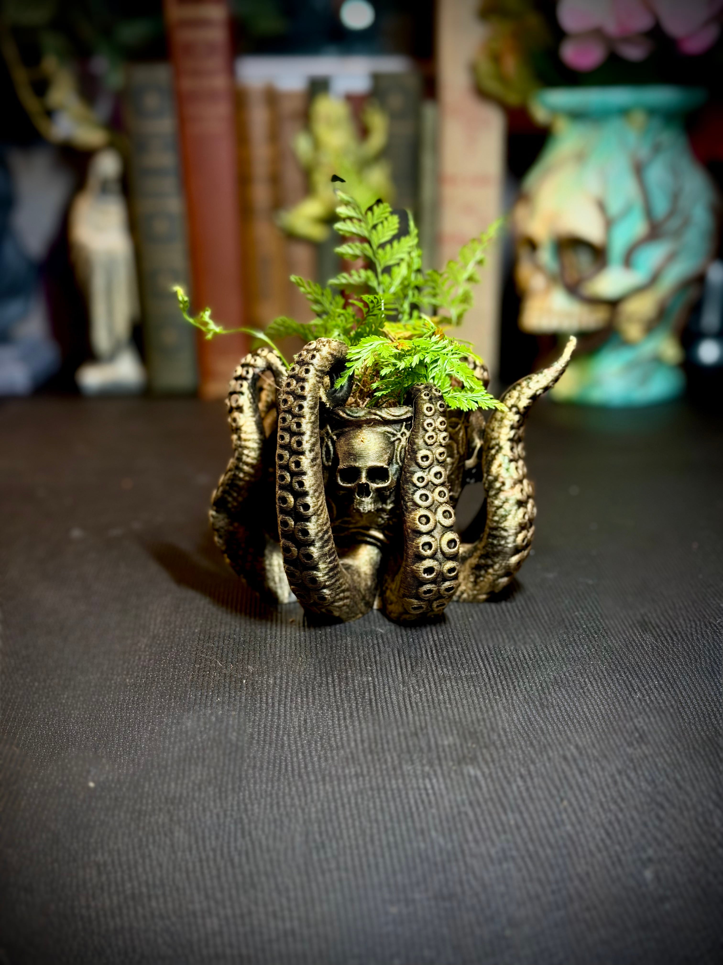 gothic octopus planter 3d model