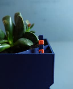 Self watering planter 3d model
