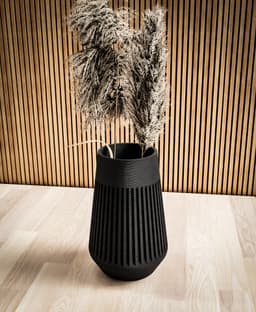 Simple Vase for Flowers 3d model