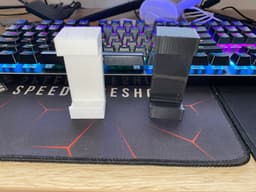Phone mount for a tripod 3d model