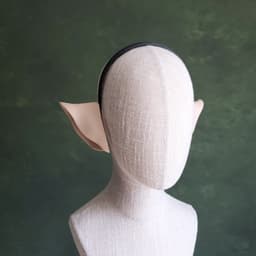 Amelia | Plastic Side-Sitting Folded Cat Ears 3d model
