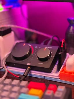 Astro A40 Mixamp angled Gridfinity mount 3d model