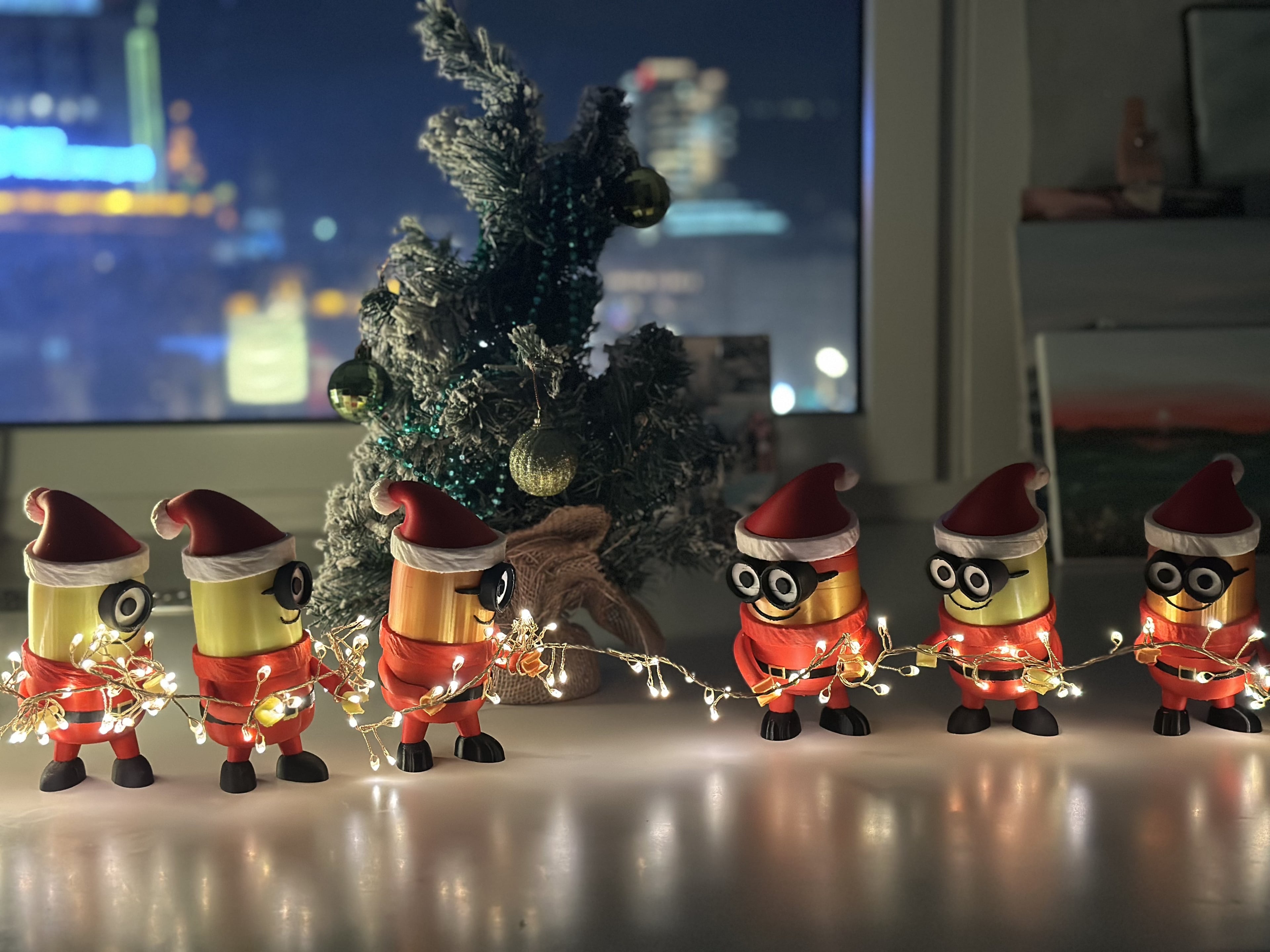 Festive Minion-Inspired Santa Decor - 3D Printable Holiday Models 3d model
