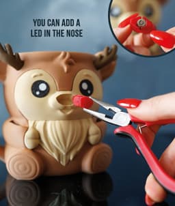 Rudy , the Icepint Holding Reindeer 3d model