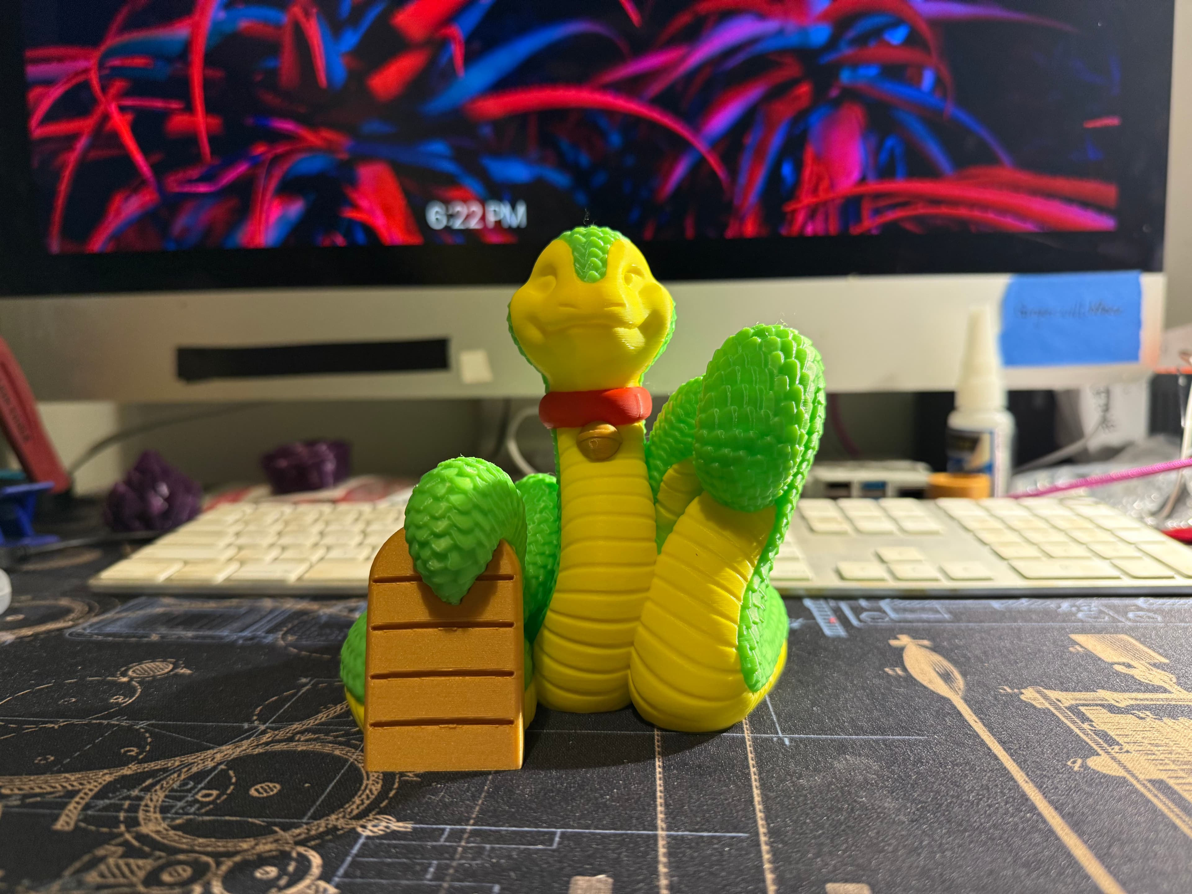 Maneki Habi (Lucky Snake) by Randomizy.
Printed on Bambulab X1C in PLA using Ziro Fluorescent Green, Bambulab Basic Basic Yellow, Red and Gold.
