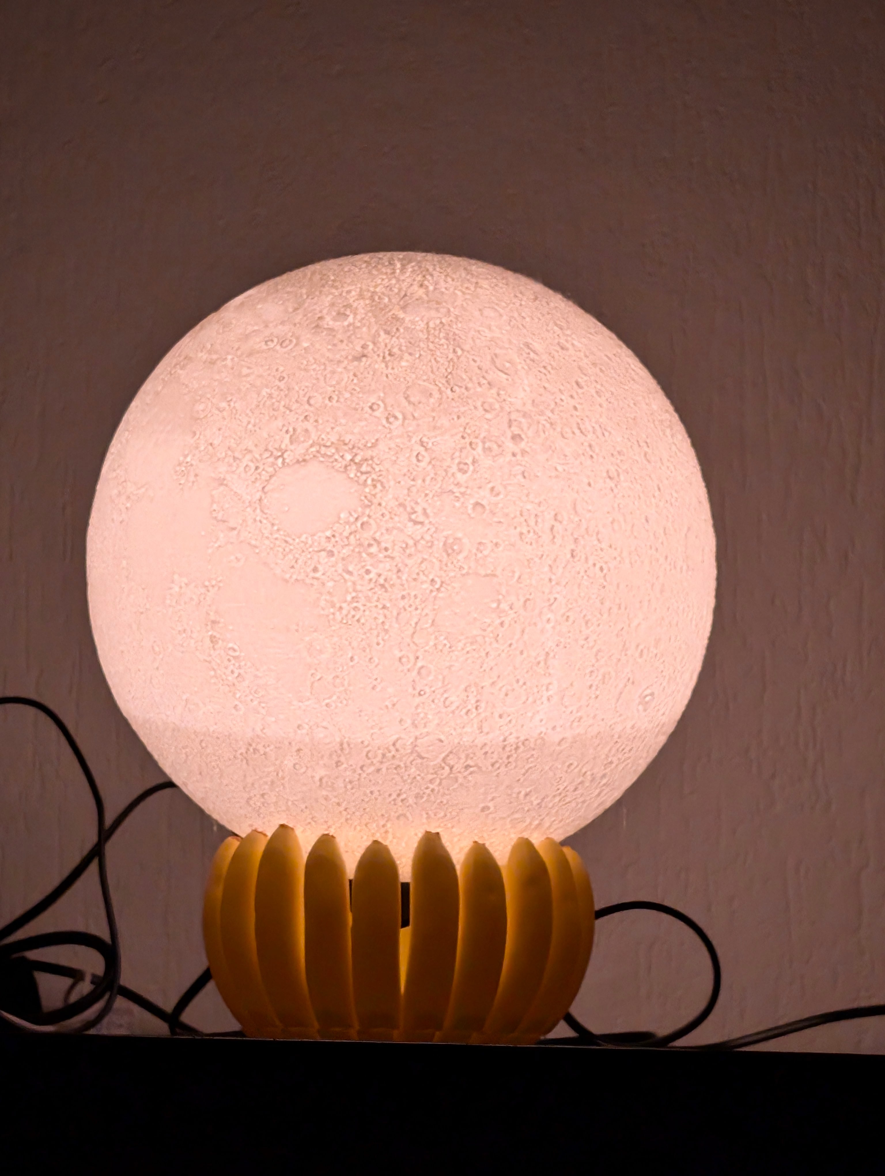 Added an E27 Socket and a WiZ Smart Light bulb. Stands on top of Gazzaladra's Banana Bowl