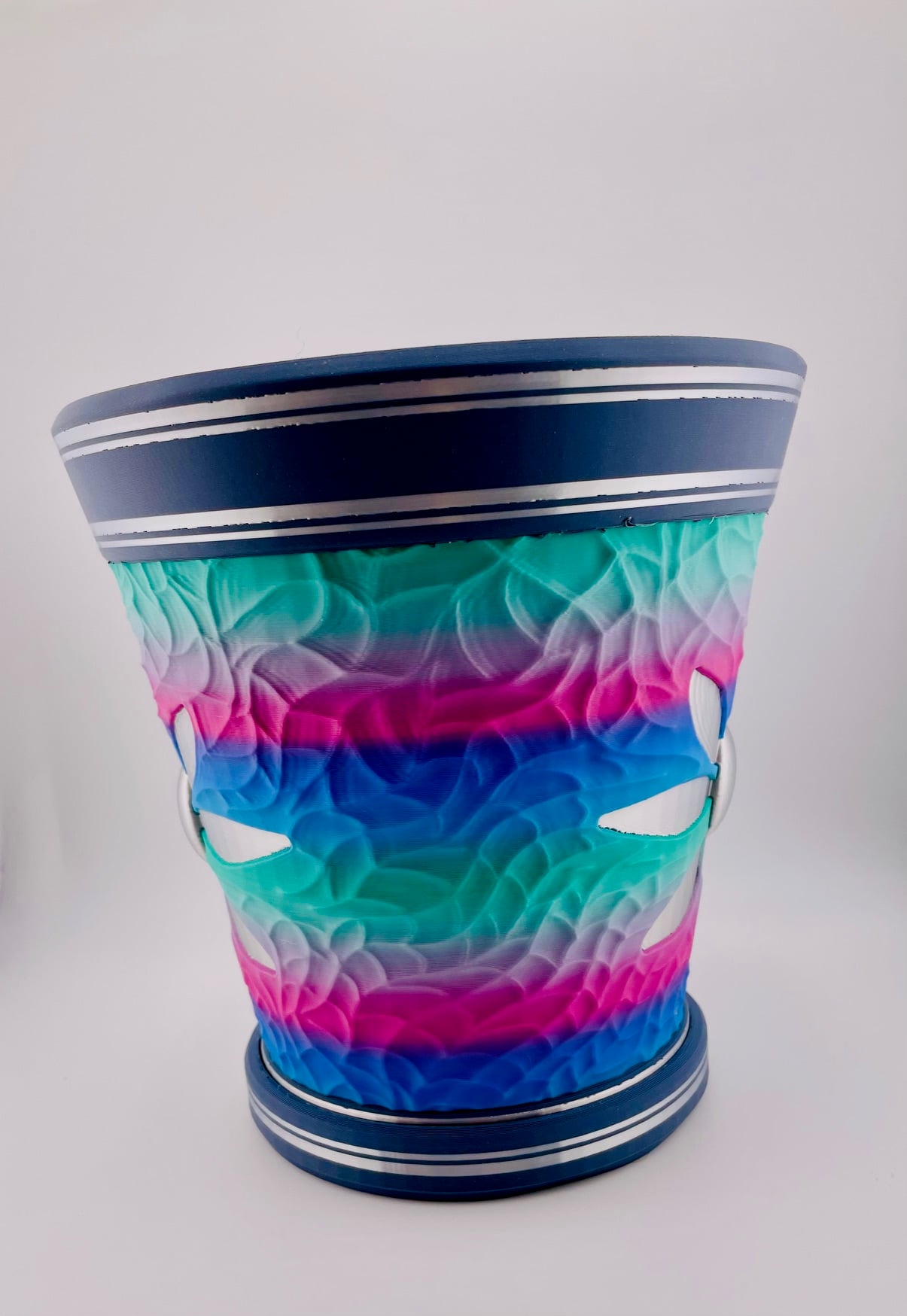Carved Leaf Vein Pot 3d model