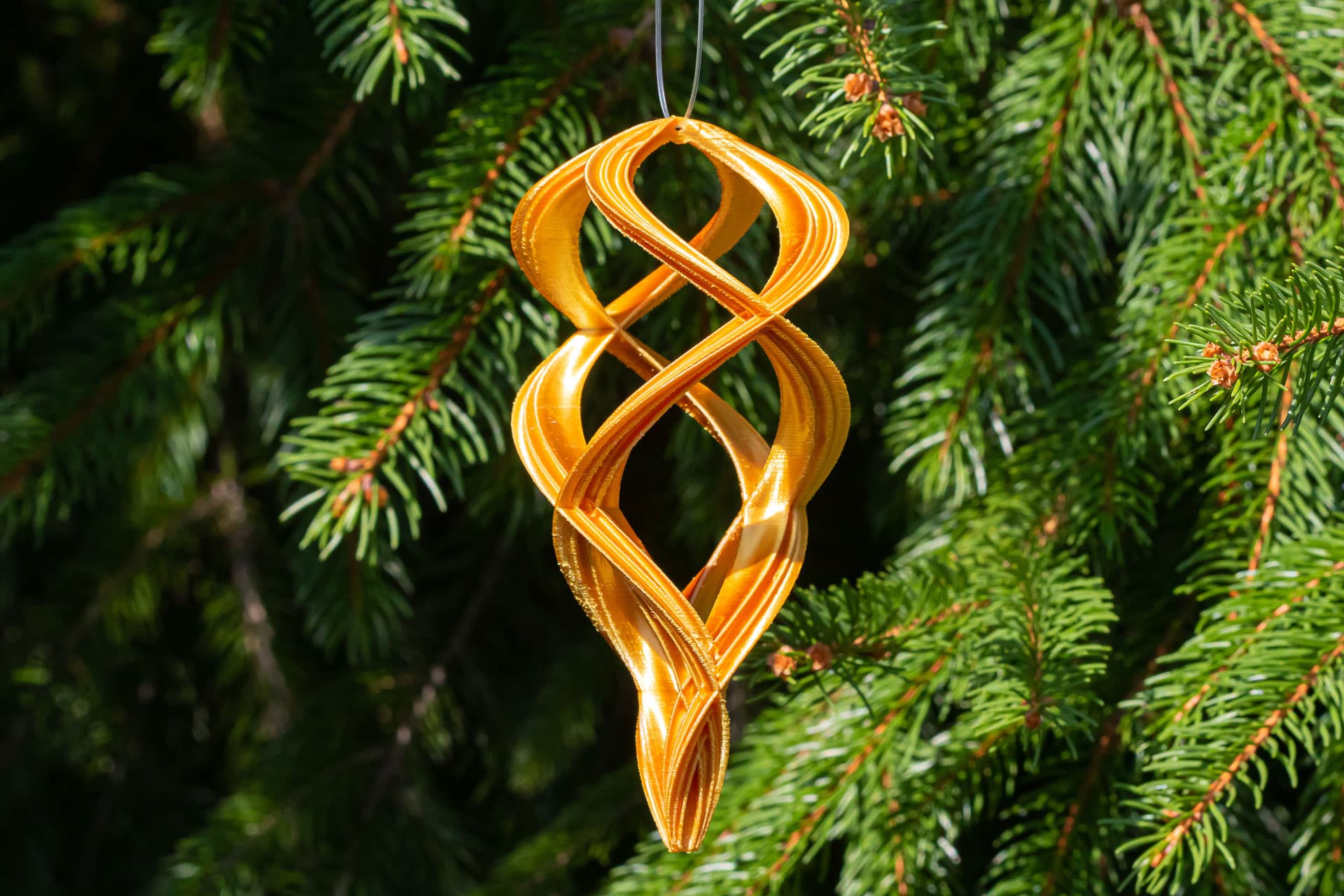 Elegant Double-Spiral Christmas Ornament 3d model