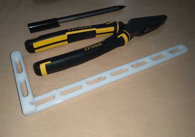 Smaller GPU Support Bracket with FreeCAD Project Source 3d model