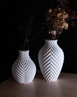 KROMATIK Vase 001 3d model
