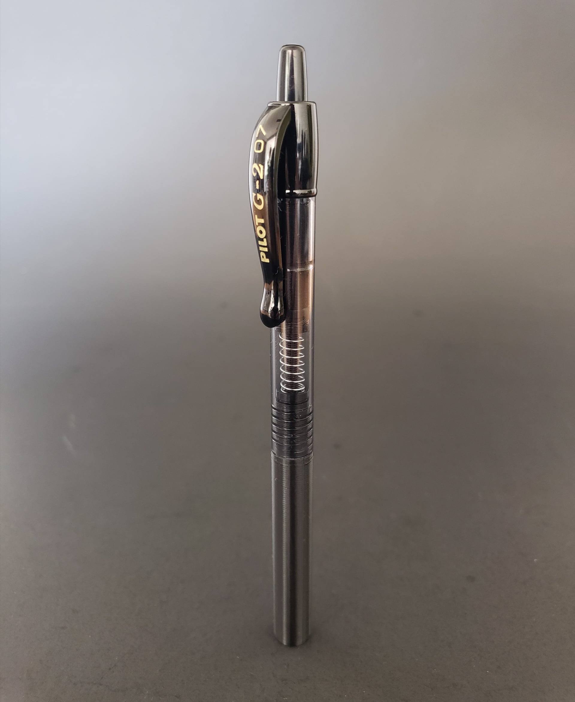 Magnet Click Pen (Pilot G2 Mod) 3d model