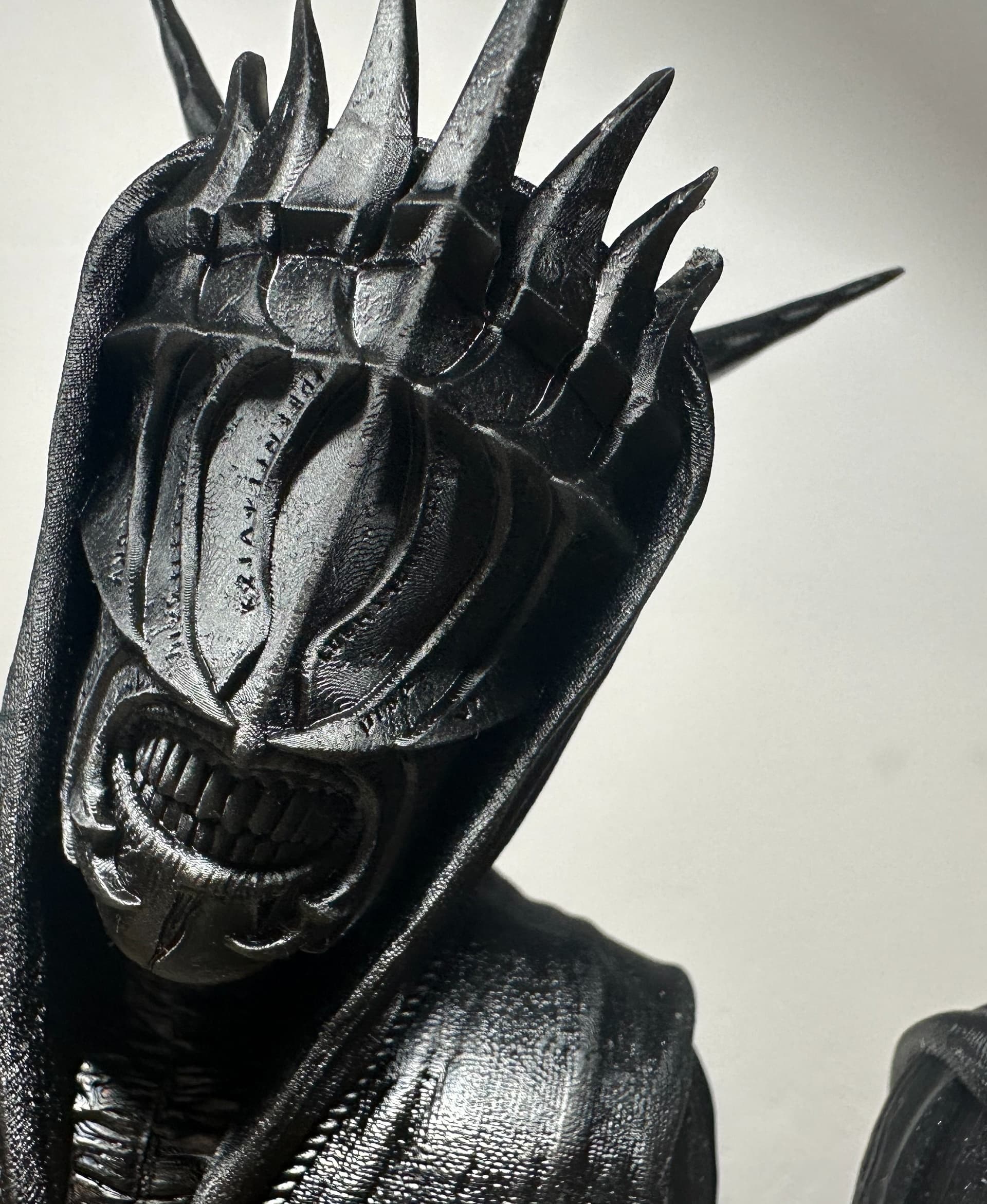 Mouth of Sauron bust (Pre - Printer: Anycubic Photon Mono X 6Ks
Resin: ABS-Like Resin Pro 2 (black) - 3d model