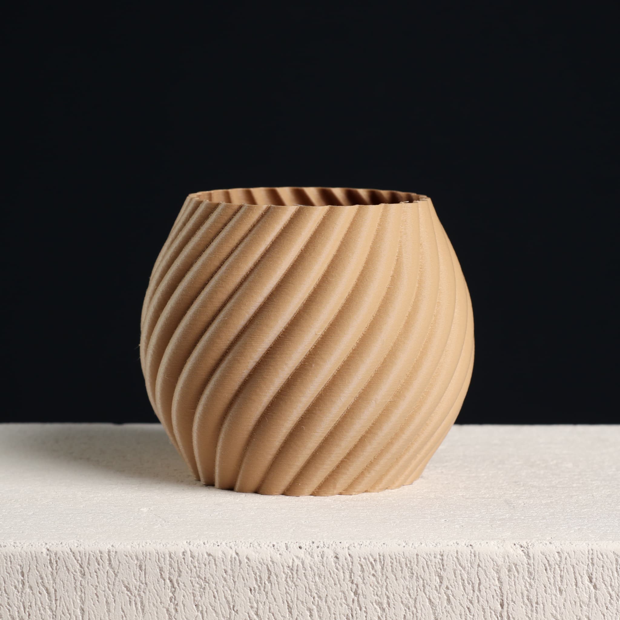 Swirl Sphere Plant Pot, Vase Mode & Shelled 3d model