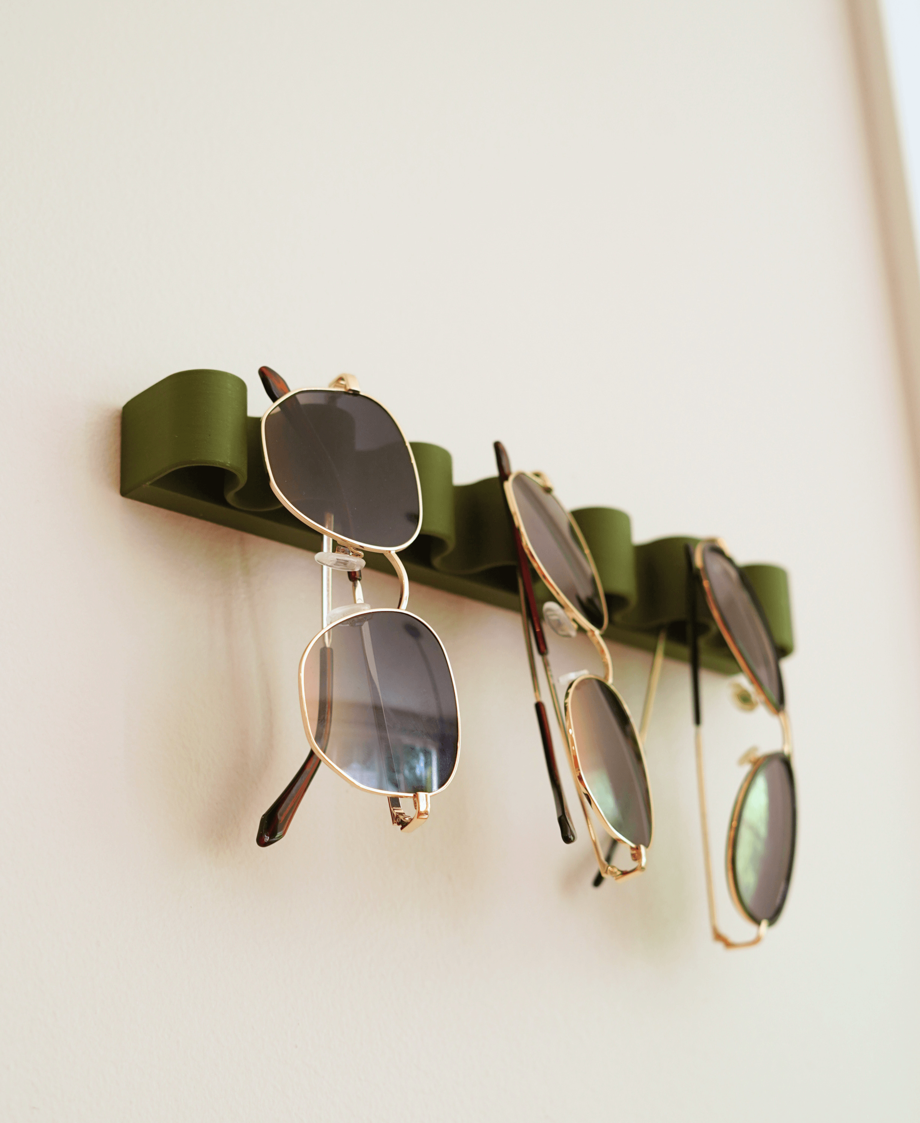 Verdin Glasses Hanger 3d model