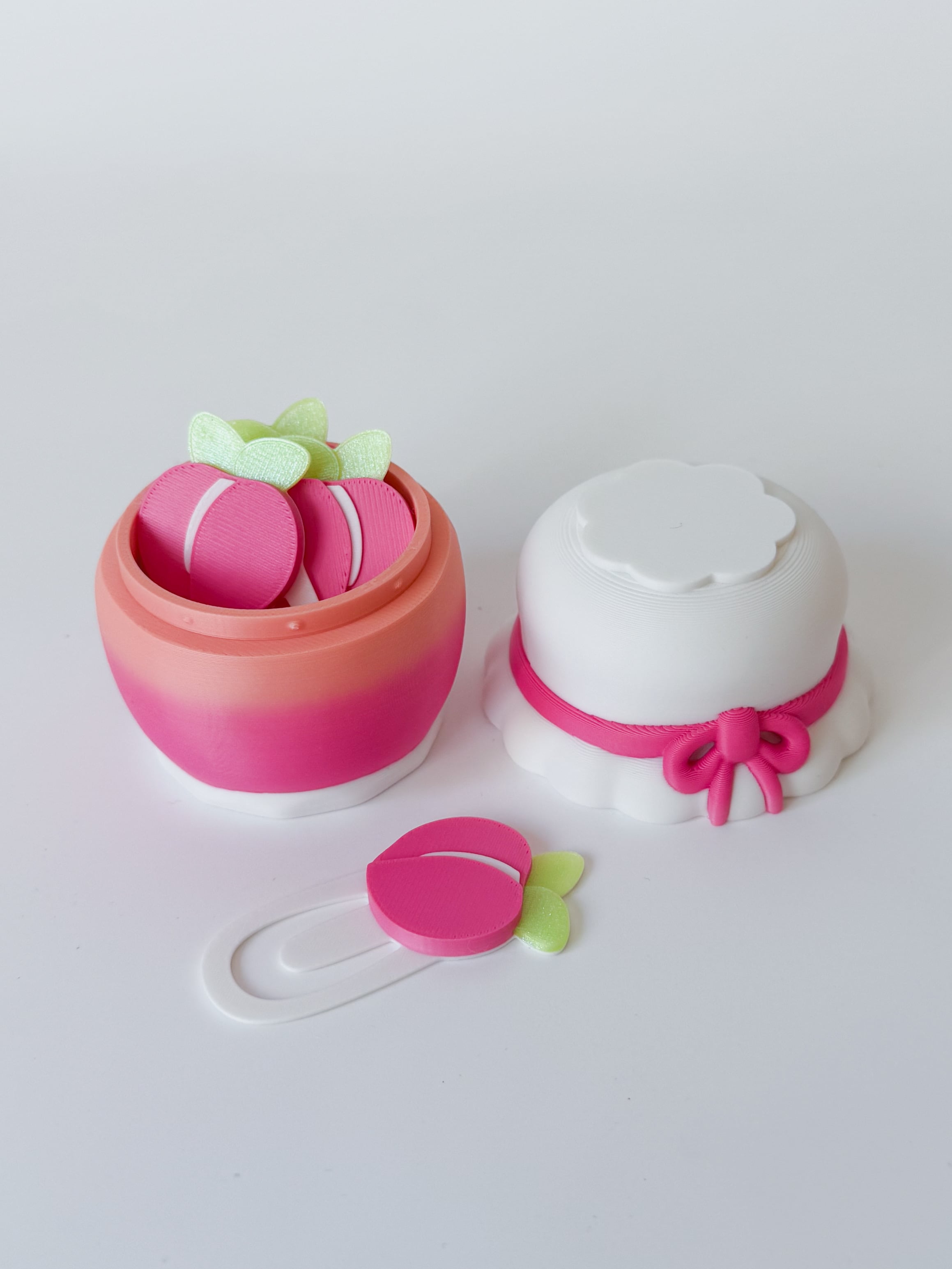 Jam clicker and paperclip 3d model