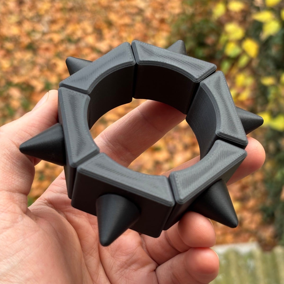 Spiky bracelet 3d model
