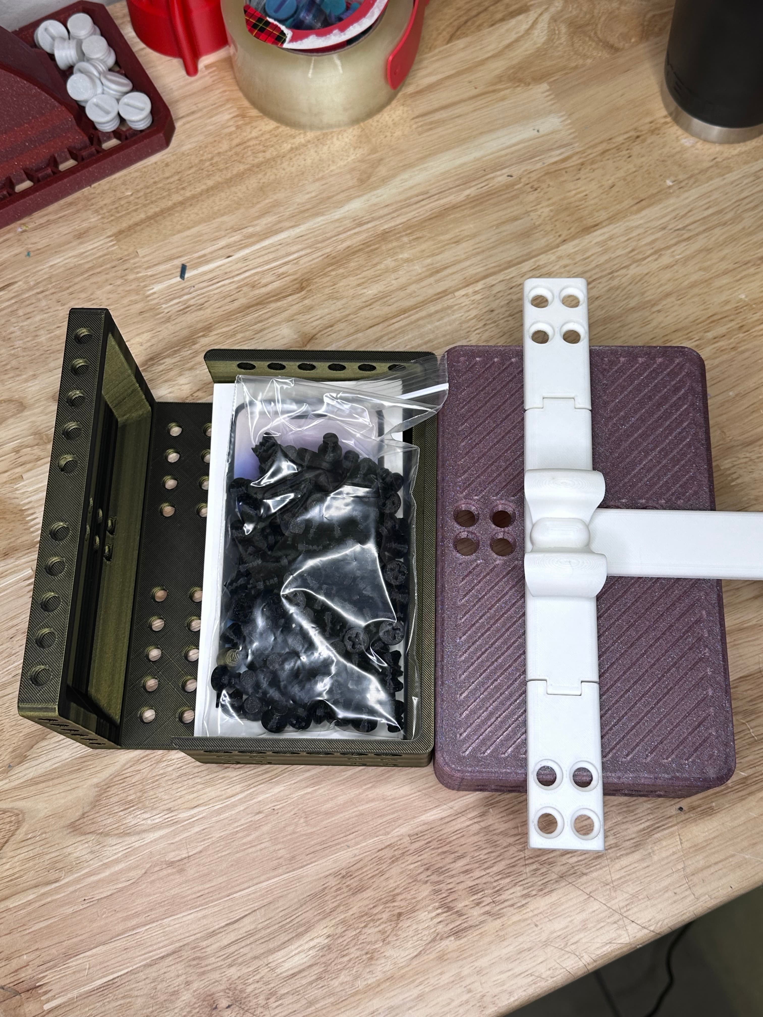 Super Annoying Gift Box - iPhone, Android, ??, This box has 130 bolts, three layers of fun. 3d model