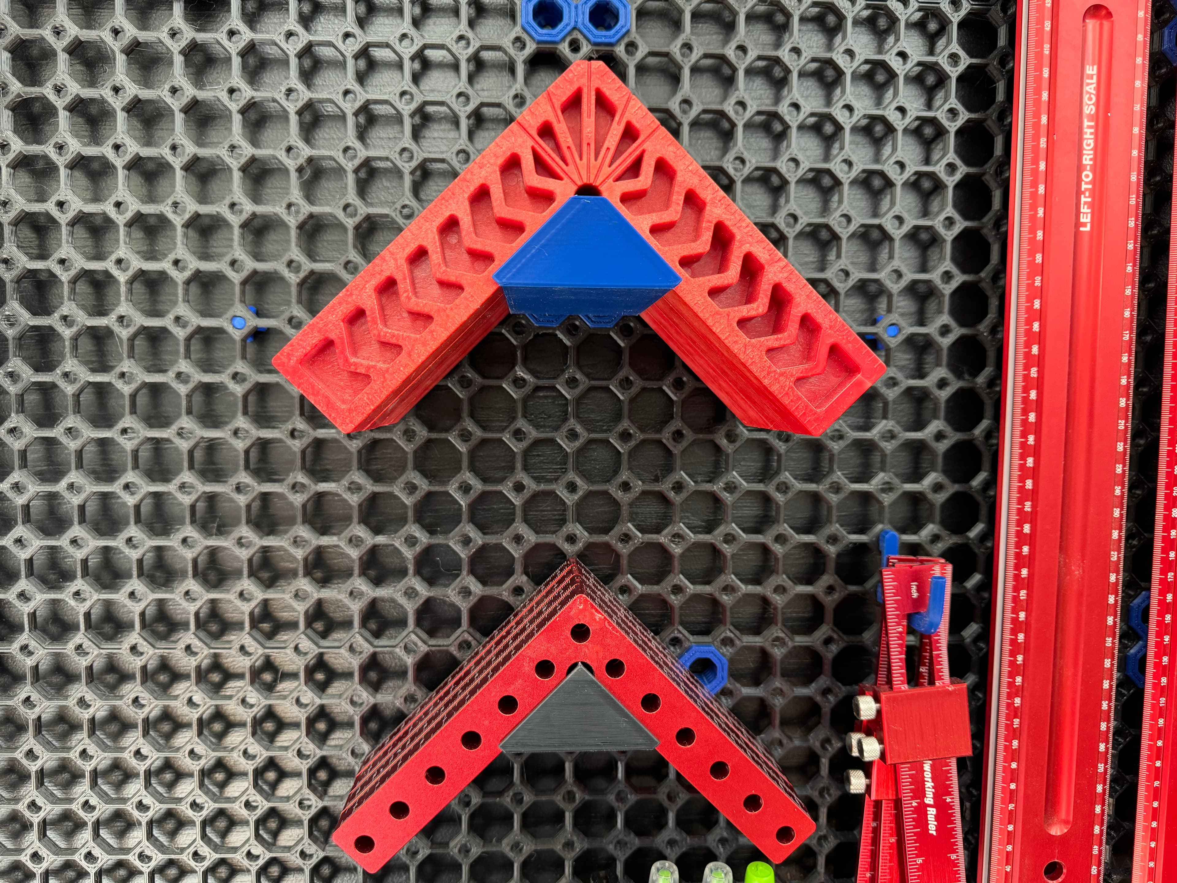 Multiboard Corner Clamp Holder 3d model