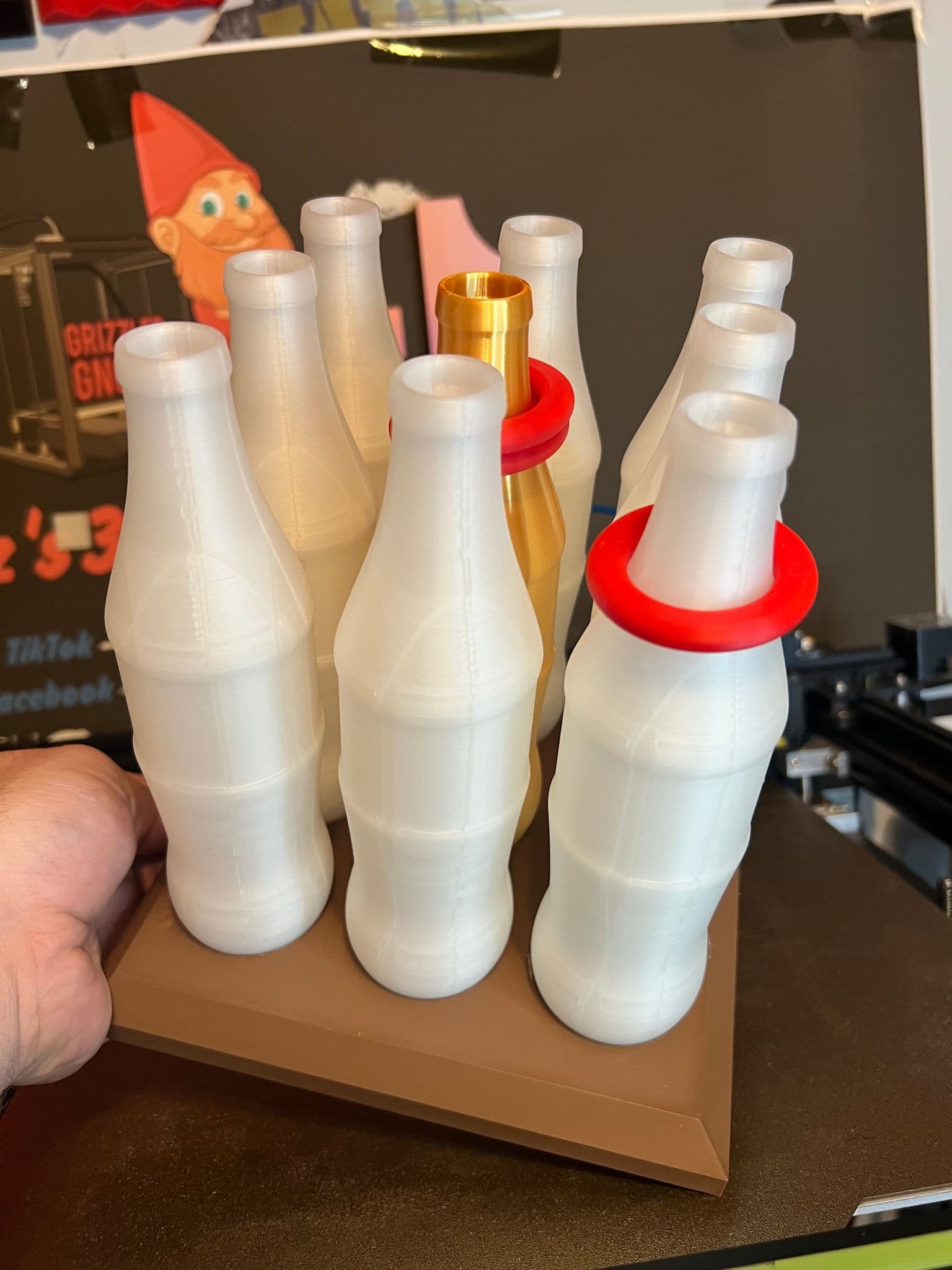 Ring the bottle! Ring toss carnival game! 3d model