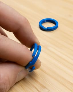 EZPZ Keyring 1" BEEFY // Keychain Ring 3d model