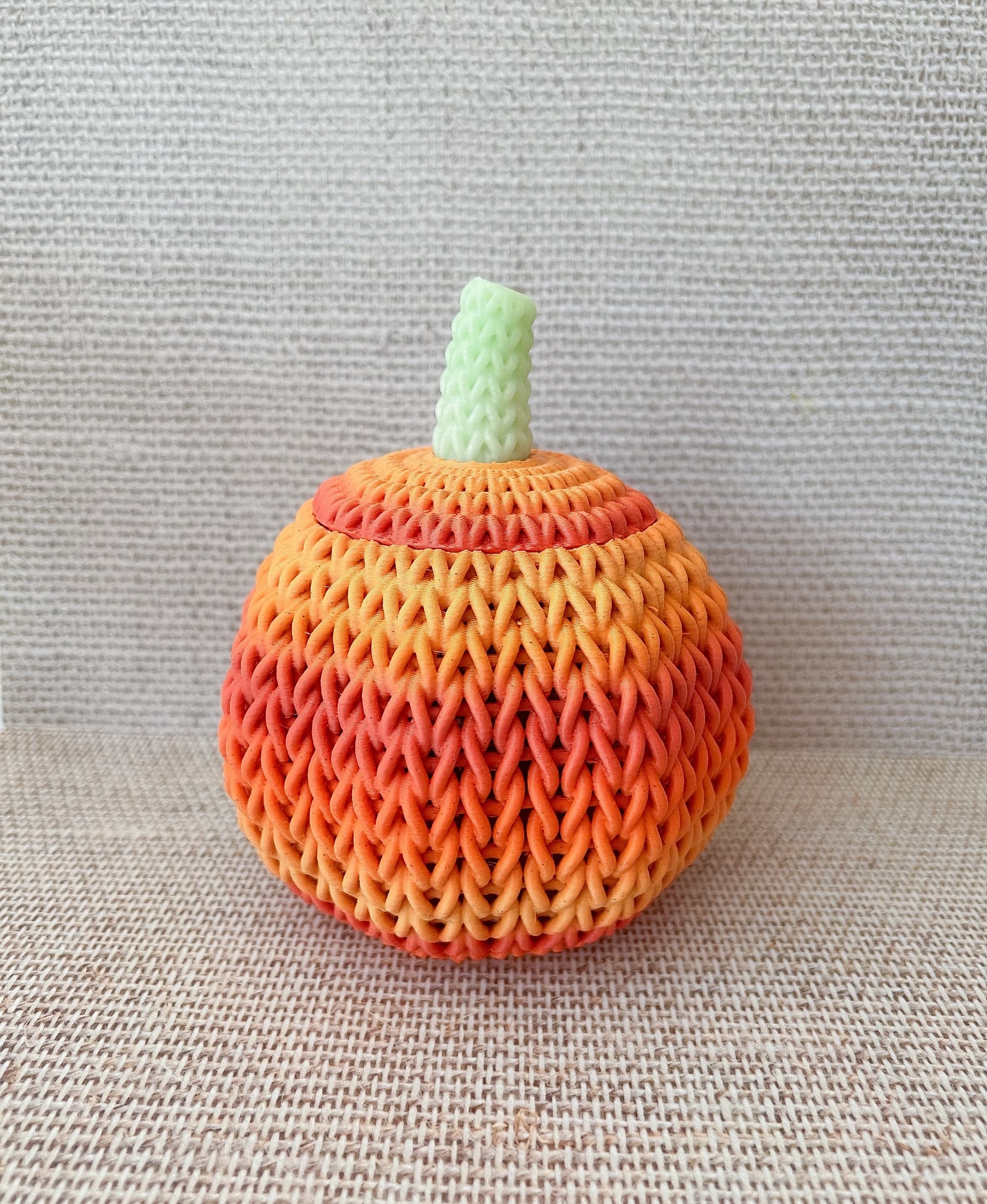 cute knitted big pumpkin!
polymaker halloween filament.