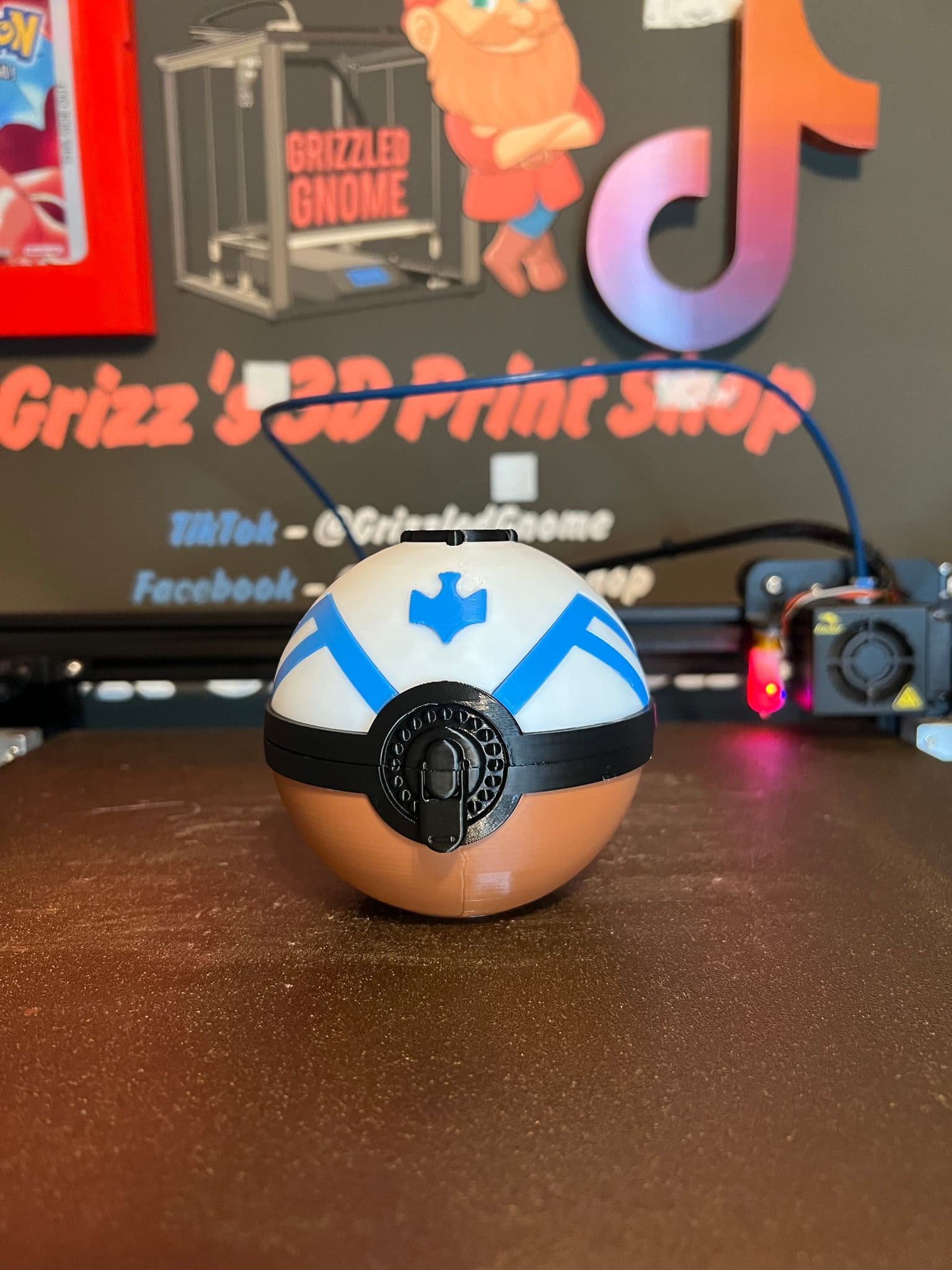 Ancient Pokeball Wing Ball 3d model