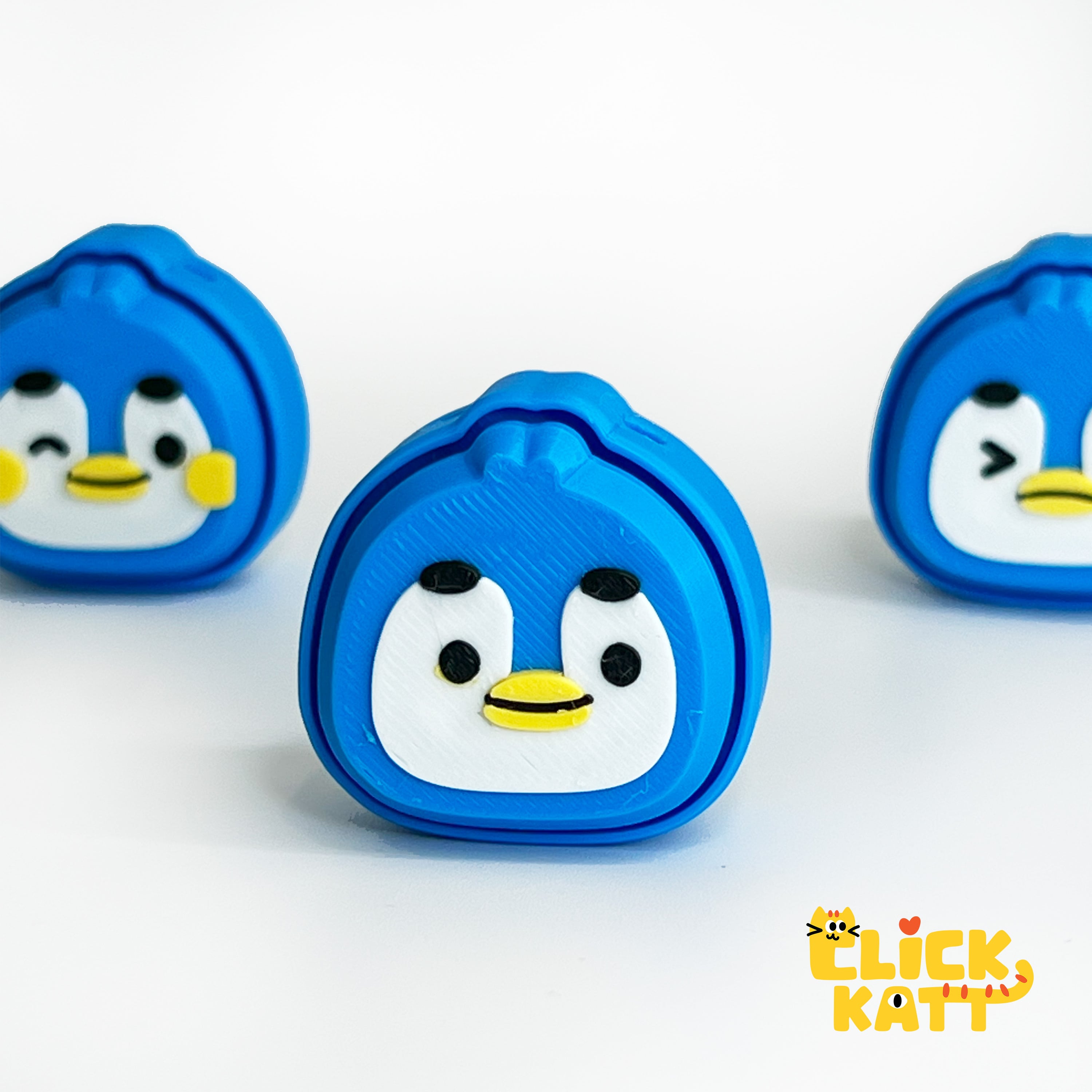 Penguin - Clicker Fidget Toy Keychain 3d model