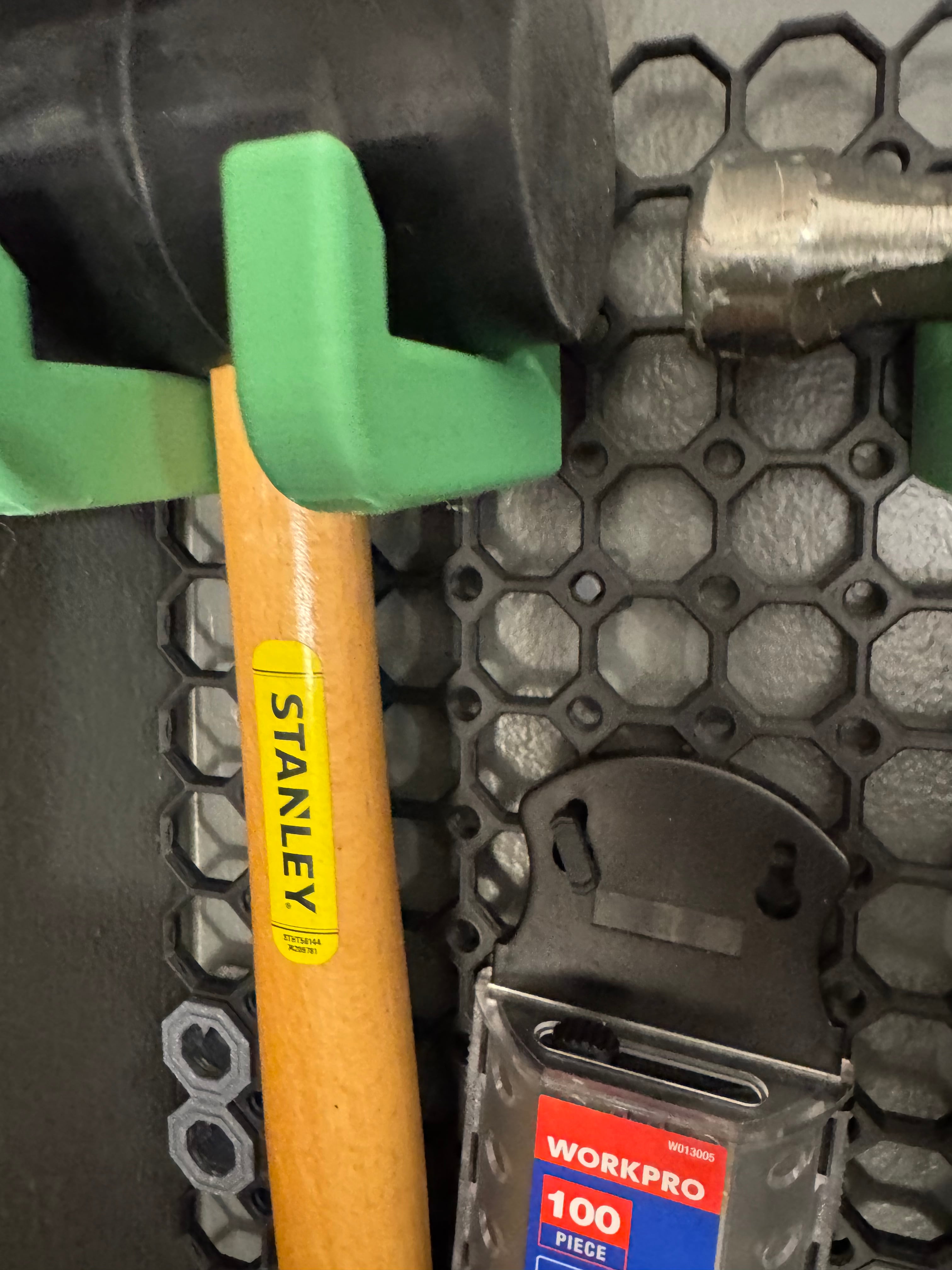 Hammer Holder for Multiboard 3d model