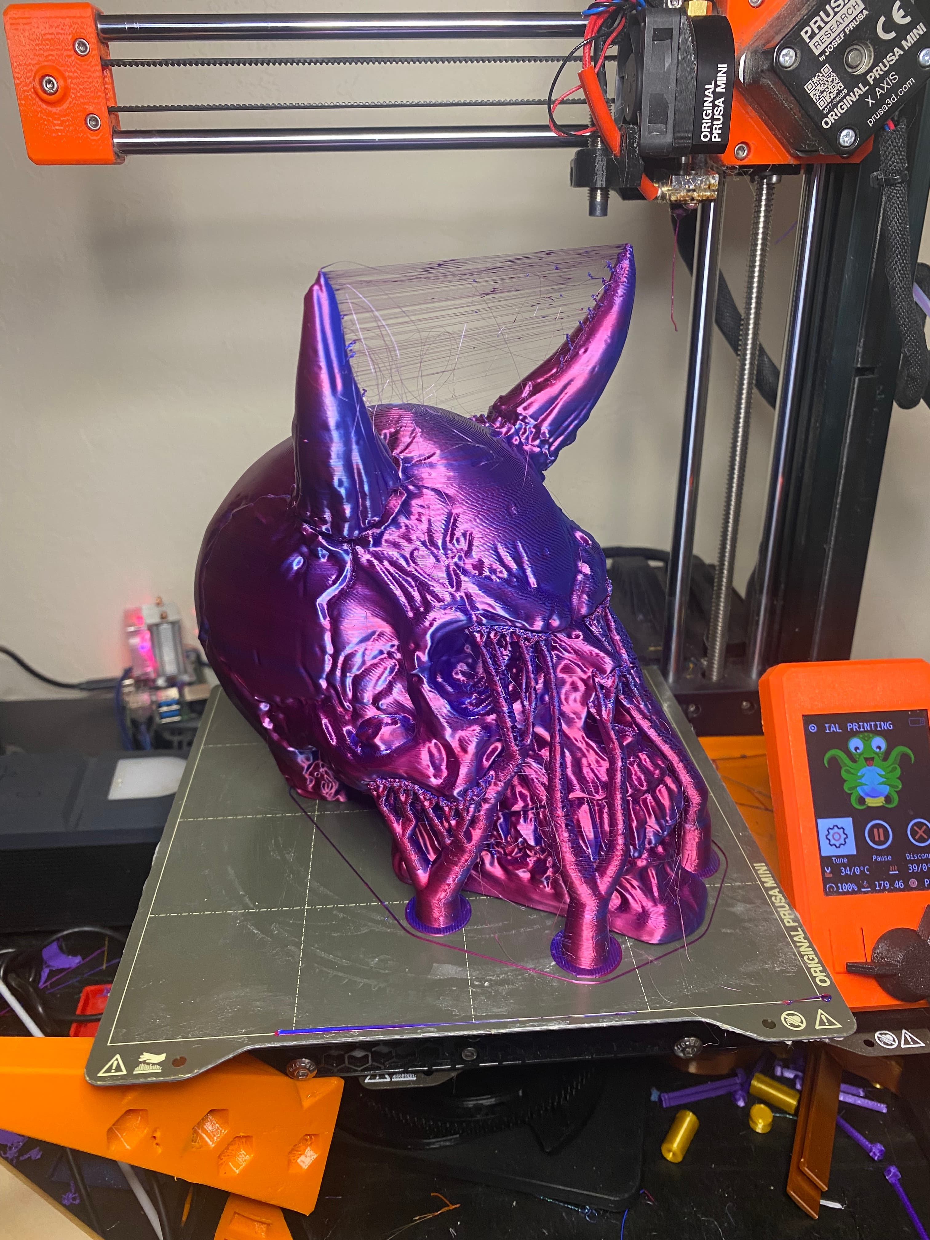 Done in Matterhackers Blue/Raspberry dichromatic filament.
