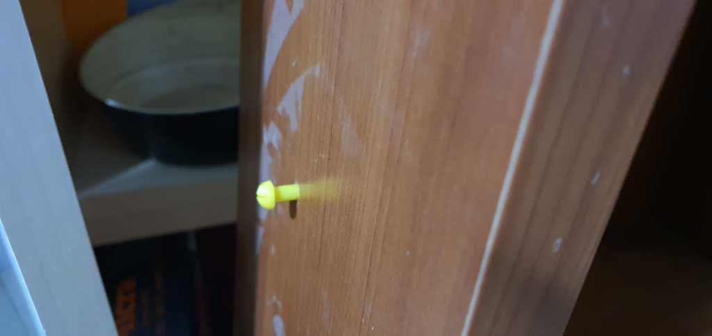 m4_weird_reverse_screW_nut 3d model