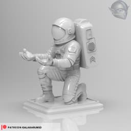 Kneeling Astronaut Pen Holder 3d model