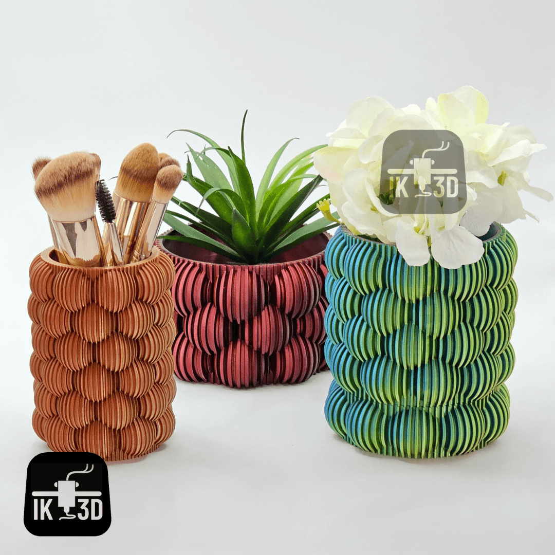 Groovy Bubbles Bundle of Planter + Pencil Holder + Container 3d model