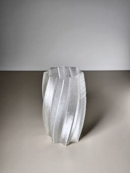 CrossLoop Vase 3d model
