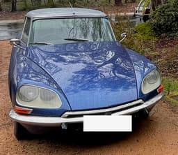 Citroen DS Left Headlight hatch Modified clip.stl 3d model