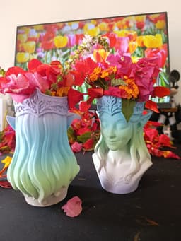 Queen of the Elves Vase 3d model
