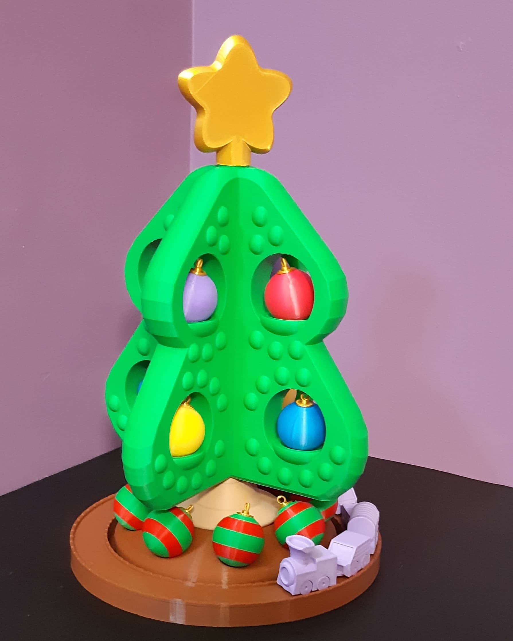 Decorative Christmas Tree With Ornaments and Train - Support Free 3d model